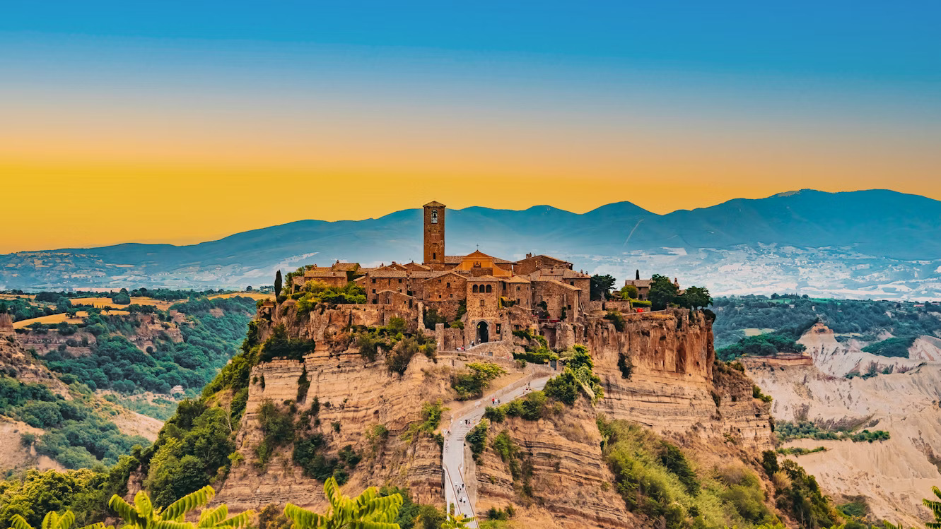 The narrow bridge leading to Civita di Bagnoregio, one of the most unusual stops from Rome to Bari