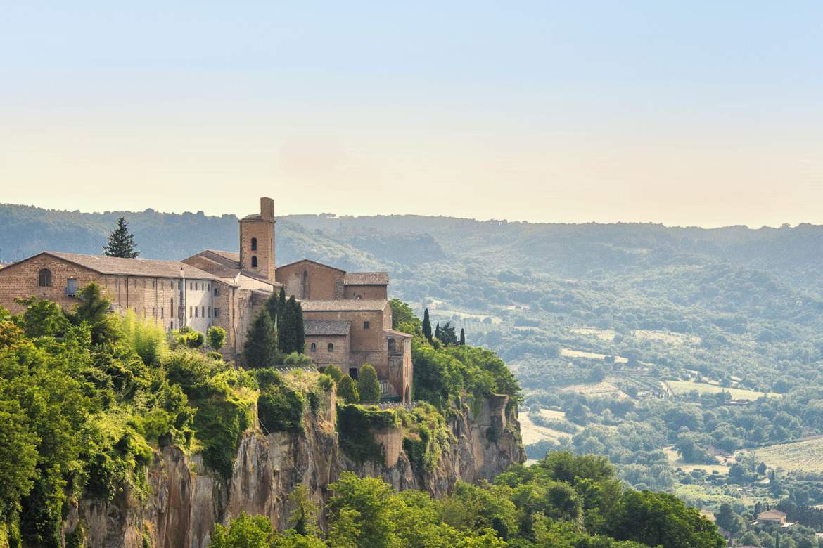 The golden facade of the Orvieto Duomo, a top historic stop on the drive from Rome to Bari.