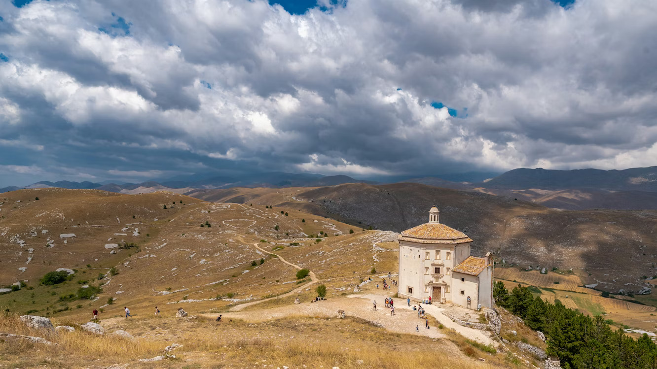 The vast alpine plateau of Campo Imperatore in Gran Sasso, a must-see on a Rome to Bari road trip